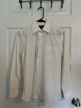 Neil Allyn Women's White Button-Down Shirt - Classic Point Collar